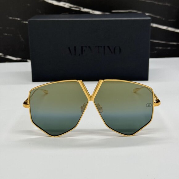 NEW VALENTINO VLS-115B WOMEN OVERSIZED GREEN GOLD SUNGLASSES VALENTINO V-HEXAGON - Picture 3 of 12